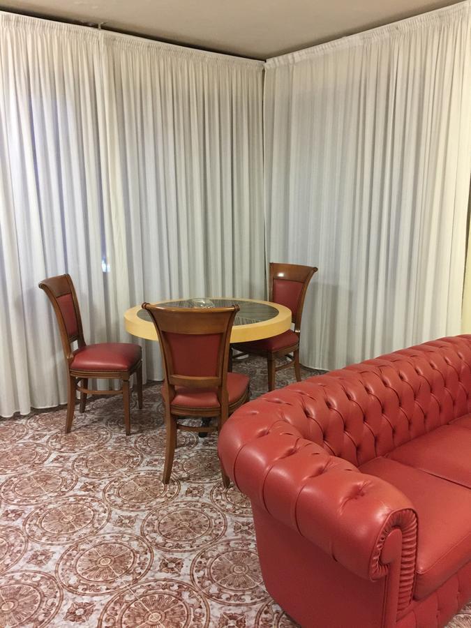 Hotel Attico Кьянчано-Терме Экстерьер фото